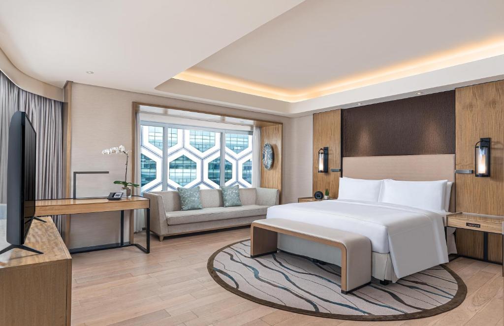 Premier King Room