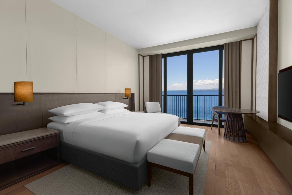 King Room with Balcony and Ocean View